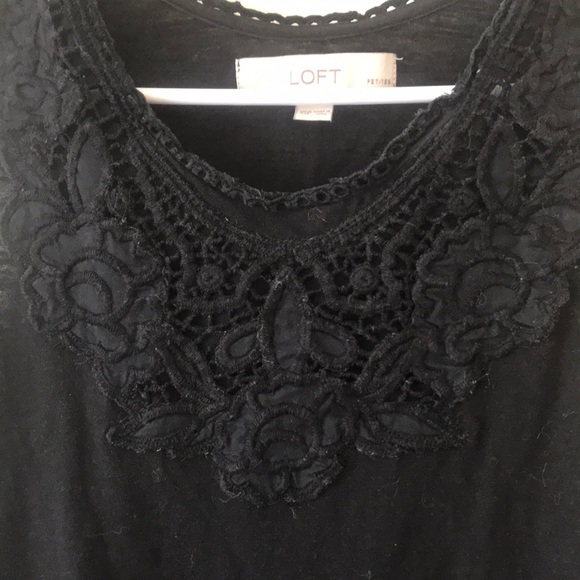 BLACK TOP WITH LACE DETAILS - Picture 2 of 4